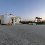 Hemingway Villa-refurbished 2025 וילה *