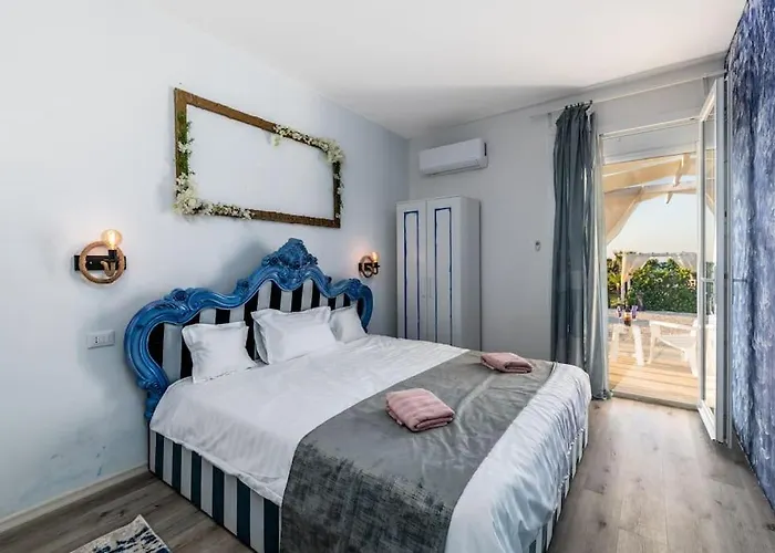 Hemingway Villa-refurbished 2025 Спеккьолла