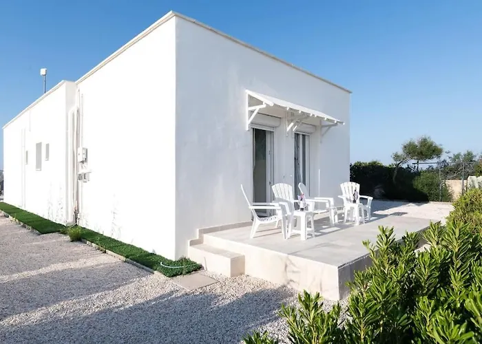 Hemingway Villa-refurbished 2025 Вилла