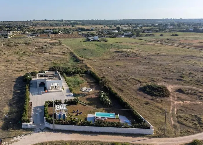 Hemingway Villa-refurbished 2025 Вилла