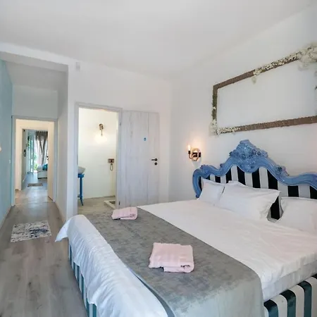 Hemingway Villa-refurbished 2025 וילה *