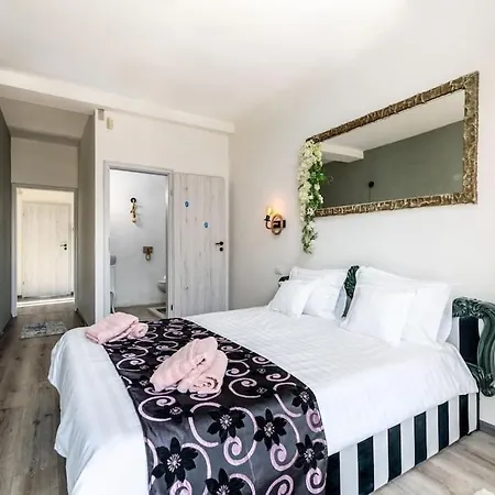 Hemingway Villa-refurbished 2025 Willa Specchiolla