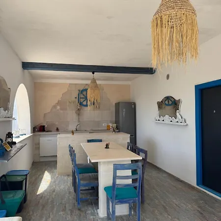 Hemingway Villa-refurbished 2025 וילה *